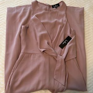 NWT Lulu’s Mauve Midi Jumpsuit (never worn)